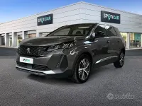 Usata Peugeot 5008 Allure 131 CV (96 kW) 2024 Grigio SUV