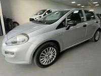 Usata Fiat Punto Lounge 69 CV (50 kW) 2018 Argento Utilitaria