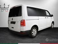 Usata VW Caravelle Trendline 150 CV (110 kW) 2017 Bianco Monovolume