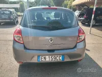 Usata Renault Clio IV Dynamique 75 CV (55 kW) 2012 Grigio Berlina