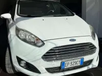 Usata Ford Fiesta Titanium 60 CV (44 kW) 2013 Bianco Berlina