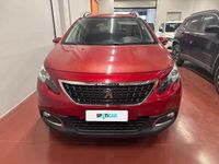 Usata Peugeot 2008 Signature Sky 102 CV (75 kW) 2019 Rosso SUV