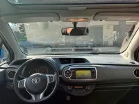 Usata Toyota Yaris Lounge 90 CV (66 kW) 2012 Bianco Utilitaria