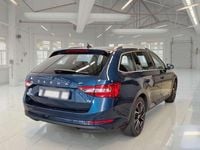 Usata Skoda Superb Executive 156 CV (114 kW) 2022 Blu Station wagon