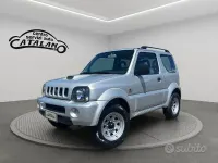 Usata Suzuki Jimny 65 CV (47 kW) 2004 Argento SUV