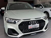 Nuova Audi A1 116 CV (85 kW) 2025 Oro SUV
