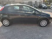 Usata Fiat Punto Street 69 CV (50 kW) 2016 Bluazzurro Utilitaria