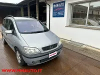 Usata Opel Zafira Elegance 101 CV (74 kW) 2002 Argento Monovolume
