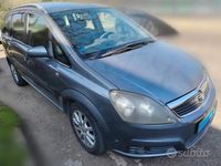 Usata Opel Zafira 94 CV (69 kW) 2006 Grigio Monovolume