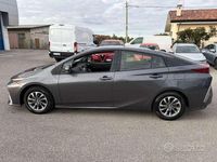 Usata Toyota Prius Active 98 CV (72 kW) 2018 Nero Utilitaria