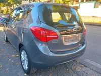 Usado Opel Meriva 95 CV (69 kW) 2017 Gris Monovolumen