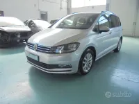 Usata VW Touran Comfortline 116 CV (85 kW) 2017 Grigio Monovolume