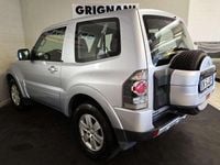 Usata Mitsubishi Pajero Invite 160 CV (117 kW) 2008 Argento SUV