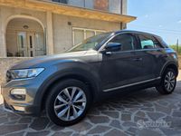 Usata VW T-Roc 116 CV (85 kW) 2019 Grigio SUV