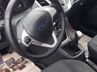 Usata Ford Fiesta Titanium 70 CV (51 kW) 2011 Blu Berlina