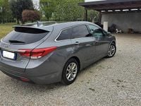 Usata Hyundai i40 141 CV (103 kW) 2017 Grigio Station wagon
