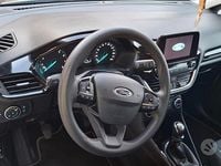 Usata Ford Fiesta 70 CV (51 kW) 2017 Bianco Berlina