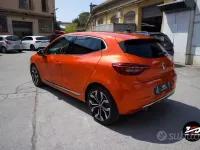 Usata Renault Clio V 101 CV (74 kW) 2020 Berlina