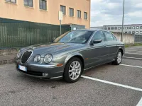Usata Jaguar S-Type S 298 CV (219 kW) 2002 Grigio Berlina