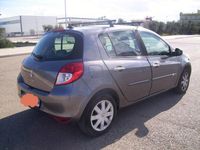 Usata Renault Clio II Dynamique 86 CV (63 kW) 2009 Grigio Berlina