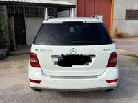 Usata Mercedes ML320 Premium 224 CV (164 kW) 2009 Bianco SUV