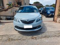 Usata Lancia Ypsilon Gold 69 CV (50 kW) 2021 Grigio Utilitaria