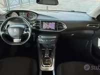 Usata Peugeot 308 131 CV (96 kW) 2019 Grigio Station wagon