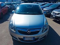 Usata Opel Corsa 75 CV (55 kW) 2011 Argento Berlina