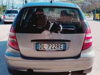 Usata Mercedes A180 Avantgarde 109 CV (80 kW) 2006 Grigio Monovolume