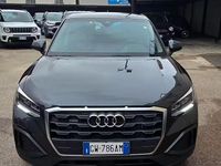 Begagnad Audi Q2 Business 150 HK (110 kW) 2022 Grå SUV