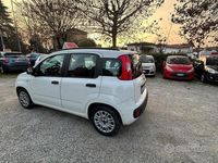 Usata Fiat Panda Lounge 69 CV (50 kW) 2015 Bianco Utilitaria