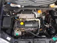 Usata Opel Corsa 60 CV (44 kW) 2000 Nero Berlina