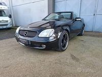 Usata Mercedes SLK200 163 CV (119 kW) 2001 Nero Cabrio