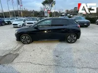 Usata Peugeot 208 Active 101 CV (74 kW) 2022 Nero Utilitaria