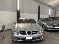 Usata Mercedes SLK200 163 CV (119 kW) 2005 Grigio Cabrio