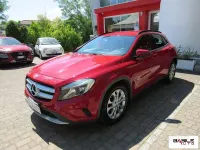 Usata Mercedes GLA200 136 CV (100 kW) 2014 Rosso SUV
