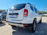 Usata Dacia Duster Lauréate 110 CV (80 kW) 2012 Bianco SUV