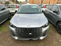 Usata Peugeot 208 Allure 100 CV (73 kW) 2025 Grigio Utilitaria