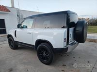 Usata Land Rover Defender SE 250 CV (183 kW) 2022 Bianco SUV