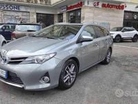 Usata Toyota Auris Touring Sports Lounge 99 CV (72 kW) 2015 Grigio Station wagon