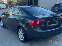 Usata Volvo S60 Business Edition 150 CV (110 kW) 2016 Grigio Berlina
