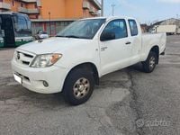 Usata Toyota HiLux 120 CV (88 kW) 2008 Bianco Pick-up