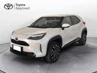 Usata Toyota Yaris Cross Trend 116 CV (85 kW) 2022 Pearl white SUV