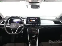 Usata VW T-Roc Life 116 CV (85 kW) 2025 Nero perla SUV