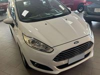Usata Ford Fiesta Titanium 82 CV (60 kW) 2013 Bianco Berlina