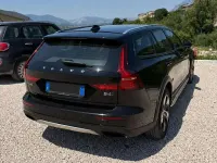 Usata Volvo V60 CC Business Edition 197 CV (144 kW) 2021 Nero Station wagon