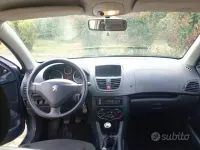 Usata Peugeot 206 60 CV (44 kW) 2010 Grigio Berlina