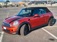 Usata Mini Cooper Cabriolet 122 CV (89 kW) 2011 Rosso Cabrio