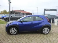 Usata Toyota Aygo X Active 72 CV (52 kW) 2025 Bluazzurro SUV