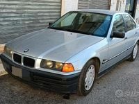 Usata BMW 318 116 CV (85 kW) 1995 Grigio Berlina